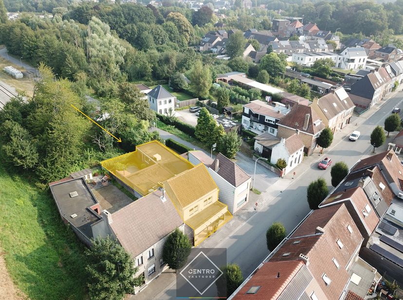 Bien professionnel à vendre
                    à 8020 Oostkamp