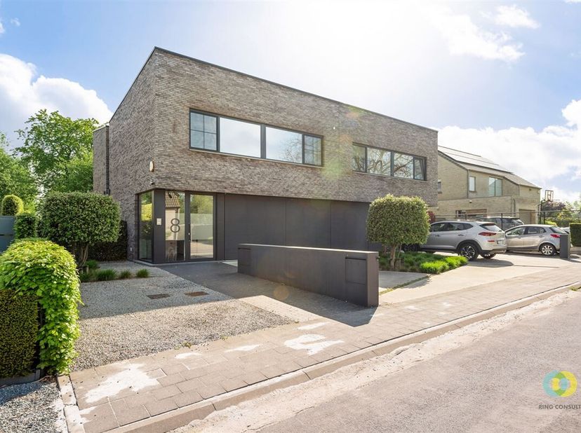 ** IN OPTIE ** U droomt van een moderne, energiezuinige woning, voorzien van alle comfort, maar u ziet op tegen renovaties of op (het lange wachten bi