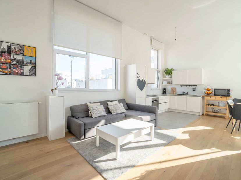 Au cur du nouveau projet &quot;Val Vena&quot;, ce superbe appartement de 94 m² bruts selon PEB (80m² hab) dans une construction récente (2021).&lt;br /&gt;
Situé au r
