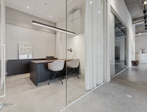                                         Kantoor te huur in Heist-op-den-Berg, € 590
