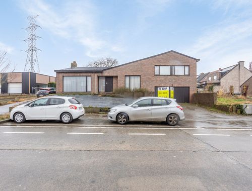                                         Woning te koop in Bazel, € 480.000

