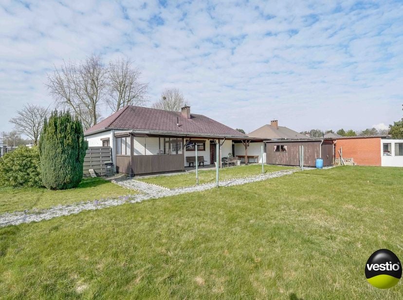 GELIJKVLOERSE WONING IN RUSTIGE BUURT TE DRIEHOEVEN&lt;br /&gt;
&lt;br /&gt;
Deze gelijkvloerse woning treffen we aan langs de zeer rustige Boterbloemstraat, een