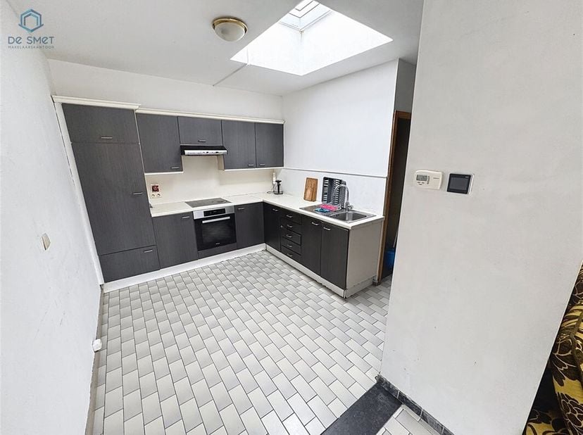 Appartement op Toplocatie in Geraardsbergen  Ideaal voor Investering!&lt;br /&gt;
Op zoek naar een vastgoedparel in Geraardsbergen? Dit appartement, gelegen