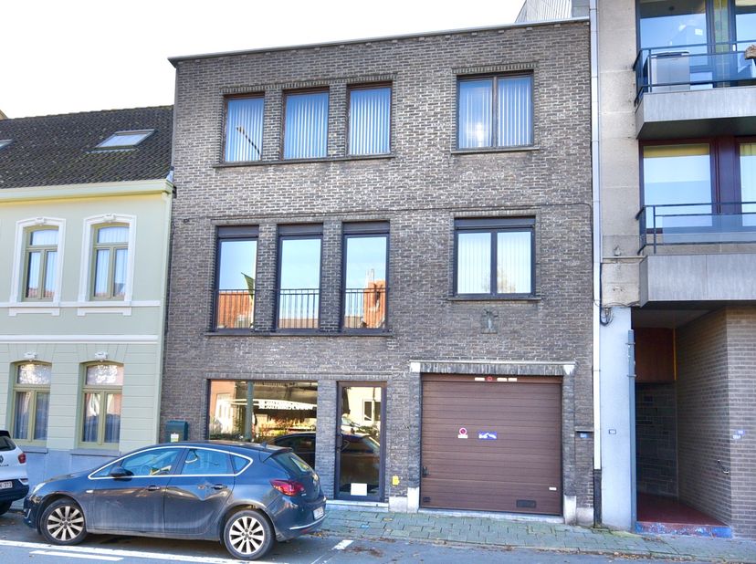Bien professionnel à vendre
                    à 9900 Eeklo