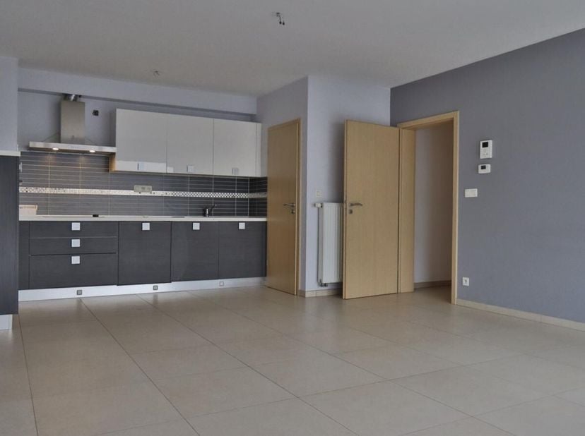 Appartement te koop
                    in 7100 La Louviere