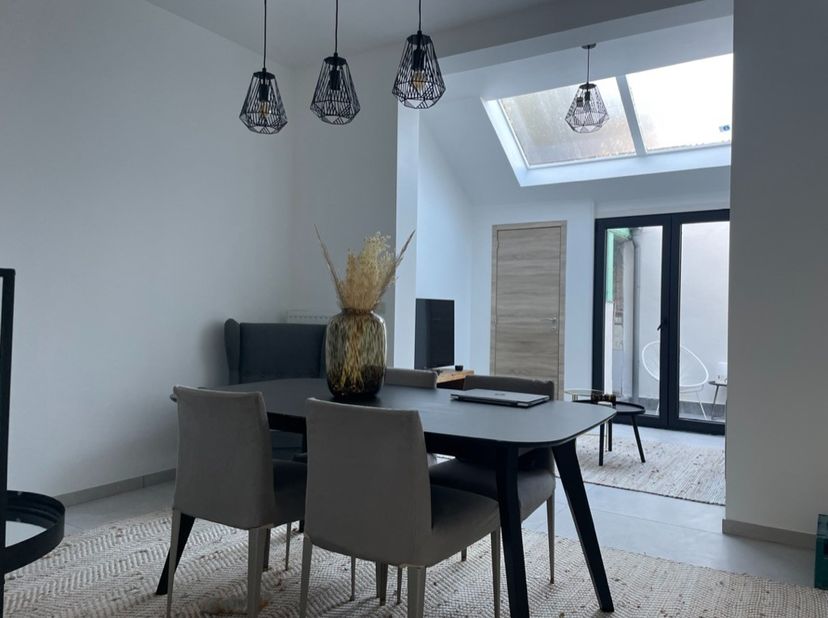Maison à louer
                    à 8000 Brugge