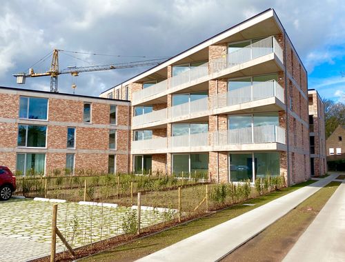                                         Assistentie-appartement te koop in Eeklo, € 232.500
