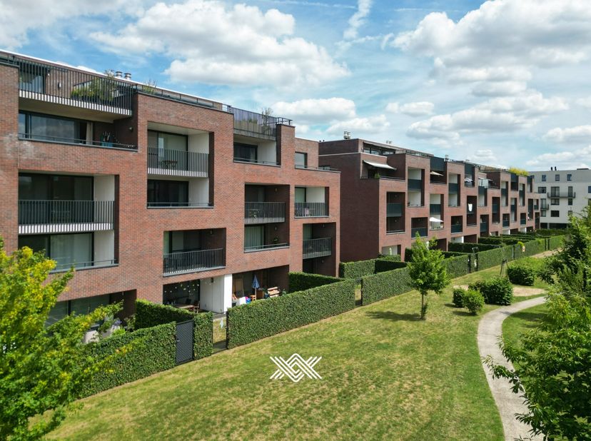 Dit appartement bevindt zich op de tweede verdieping van de residentie Park View gelegen ten zuiden van Gent in Gentbrugge. De residentie is gelegen o