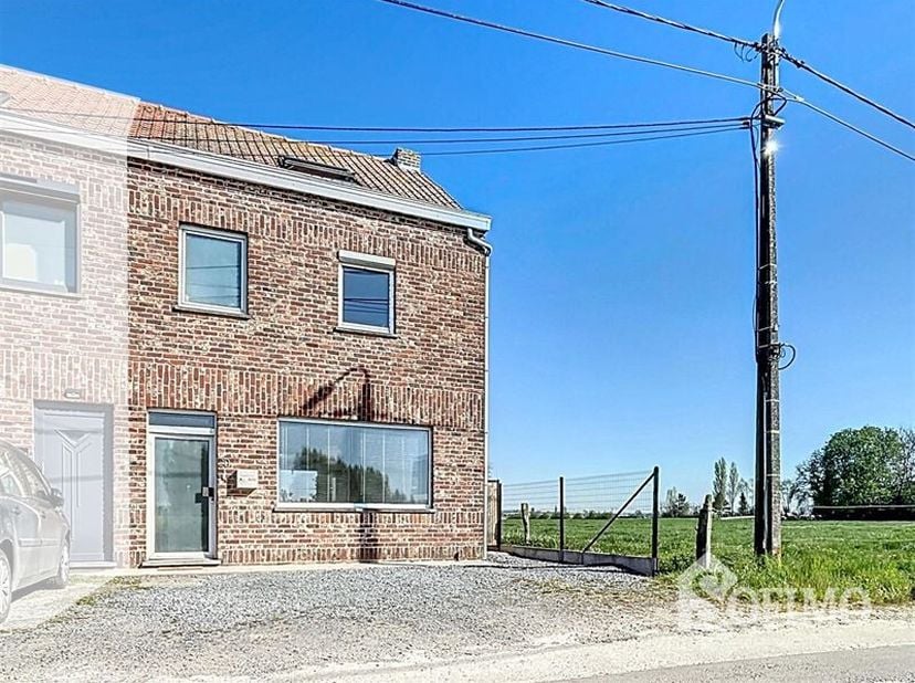 OPENDEUR ZATERDAG 10/05 VAN 10U TOT 11U&lt;br /&gt;
Halfopen woning met garage en tuin met prachtig zicht.&lt;br /&gt;
De woning is als volgt ingedeeld: &lt;br /&gt;
Ge