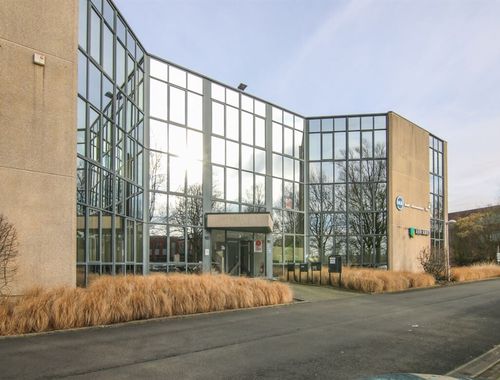                                         Kantoor te huur in Kortrijk, € 2.500
