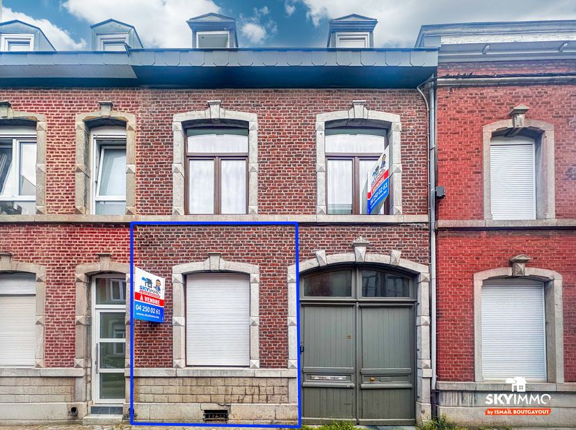 L&#039;AGENCE SKYIMMO vous propose cet appartement 2 chambres, située dans la commune de BRESSOUX et composé comme suit :&lt;br /&gt;
Au RDC de l&#039;immeuble : Séjo
