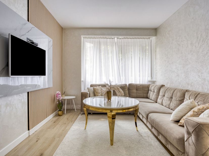 Appartement rénové de 2 chambres à vendre sur lAvenue de la Belgique, parfaitement situé avec des connexions fluides vers le centre de Bruxelles et d&#039;