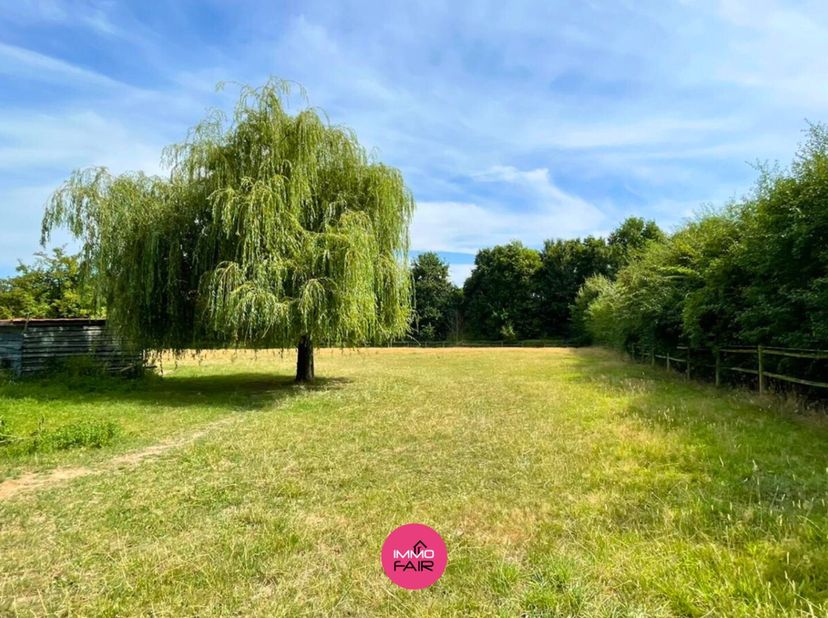 Terrain à vendre
                    à 3620 Veldwezelt