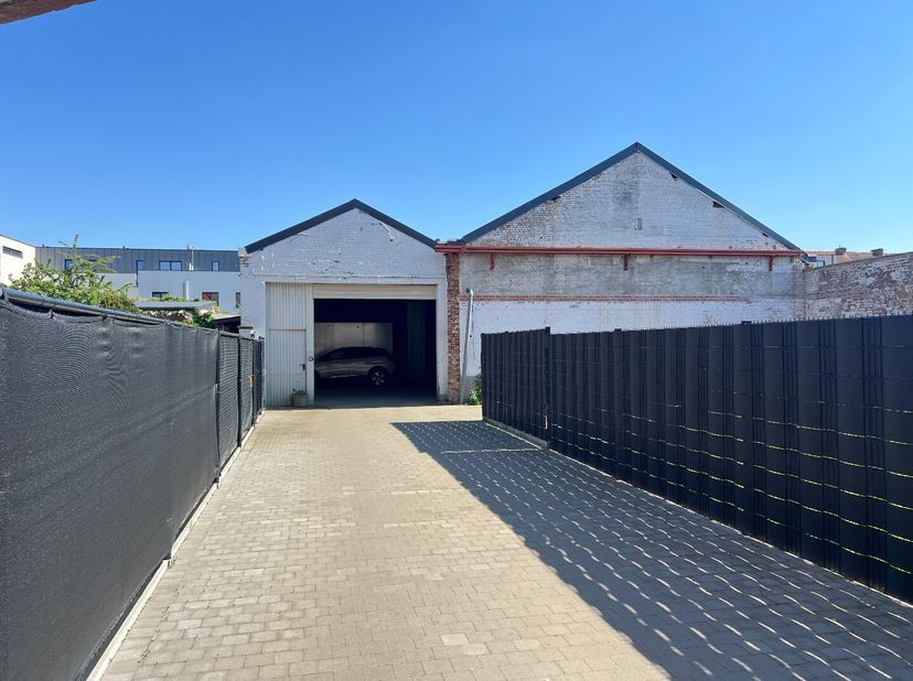 Garage à vendre
                    à 3010 Kessel-Lo