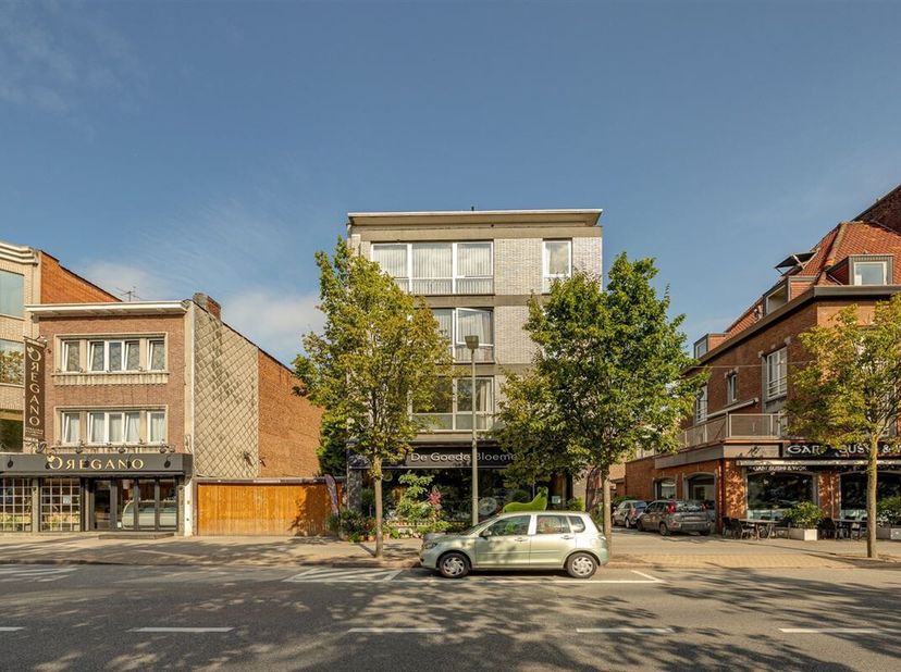 Venez vivre confortablement dans un appartement spacieux et lumineux d&#039;une chambre à coucher au coeur de Brasschaat !&lt;br /&gt;
Appartement spacieux et lu
