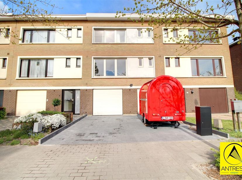 Maison à vendre
                    à 2630 Aartselaar