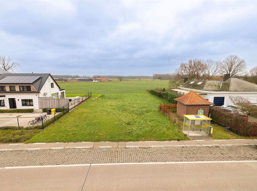 Bouwgrond voor OB op perceel van 1.030m2&lt;br /&gt;
Deze bouwgrond van 1.030m2 met een straatbreedte van ca.24m is geschikt voor het bouwen van een open be