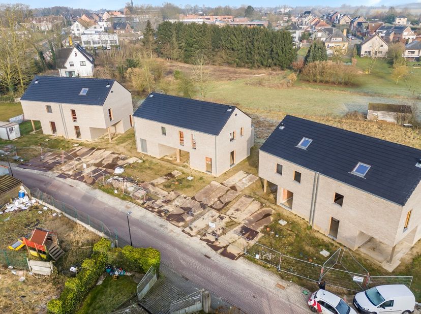 Maison à vendre
                    à 1730 Asse