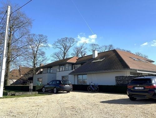                                         Bureaux à louer à Zulte, € 1.450
