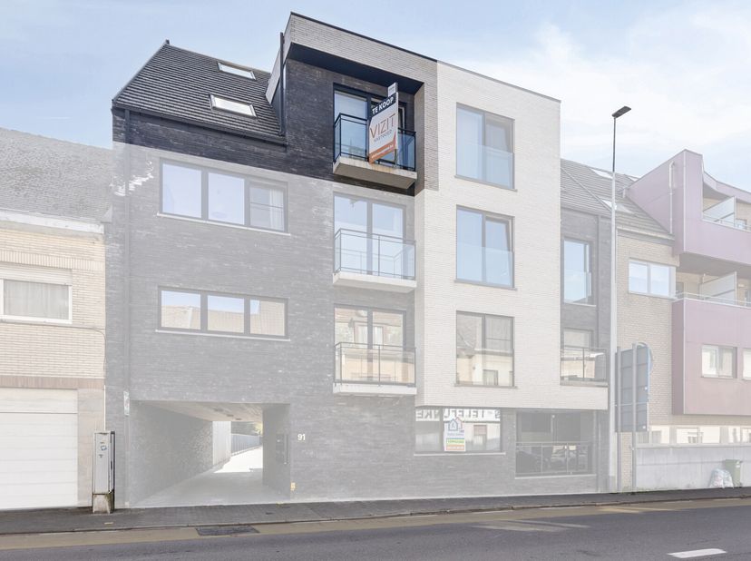 Residentie Beau, gebouwd in 2020, biedt een ruim en energiezuinig duplexappartement met een bruto oppervlakte van 145 m² en een netto oppervlakte van