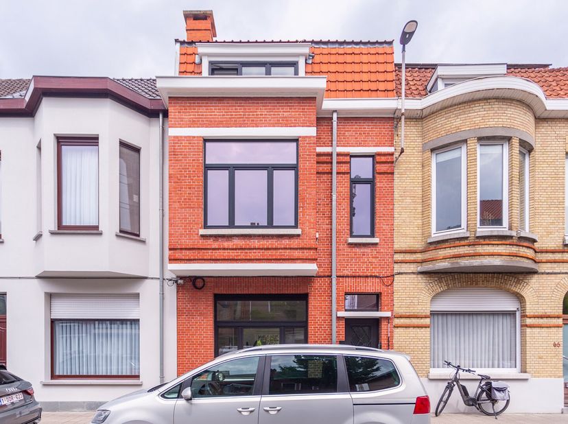Maison à vendre
                    à 9040 Sint-Amandsberg