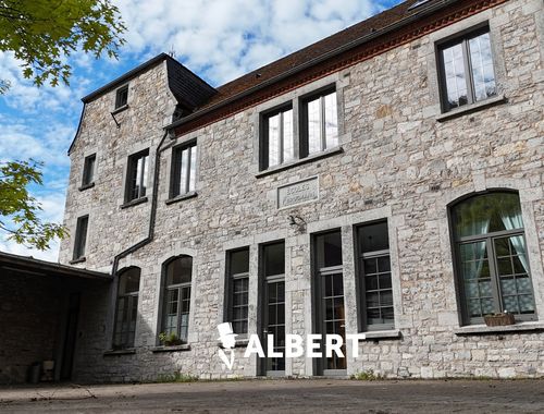                                         Cottage te koop in Dinant, € 850.000
