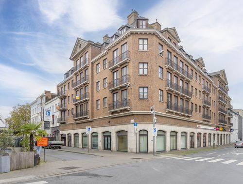                                         Handelspand te huur in Kortrijk, € 2.750
