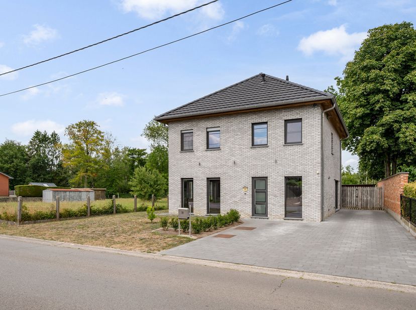 Maison à vendre
                    à 2490 Balen