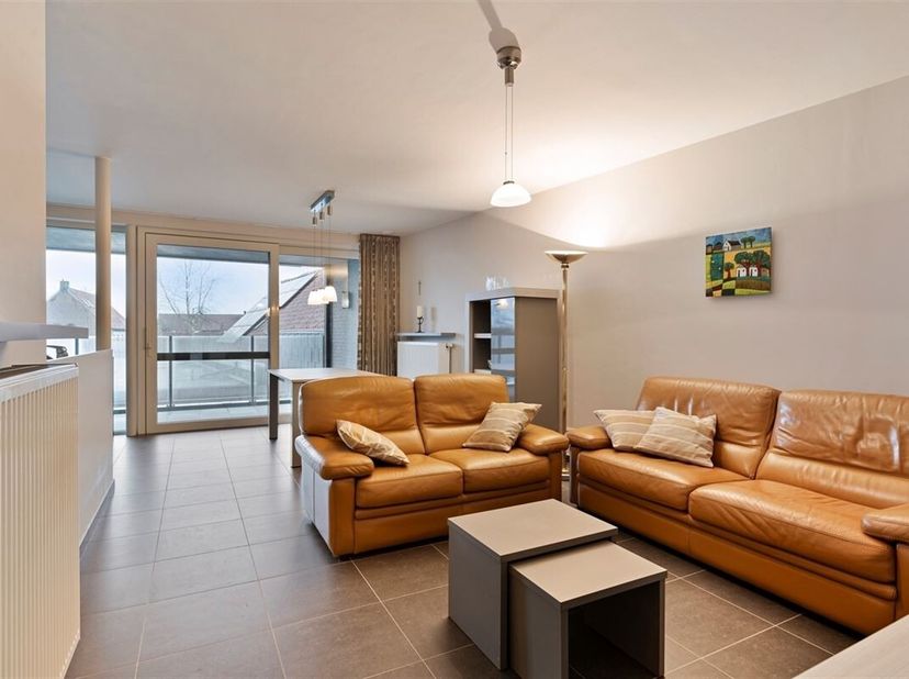 Lichtrijk appartement met prachtig uitzicht in het centrum van Ingooigem&lt;br /&gt;
Dit instapklare appartement van 87 m² ligt pal in het centrum van Ingoo