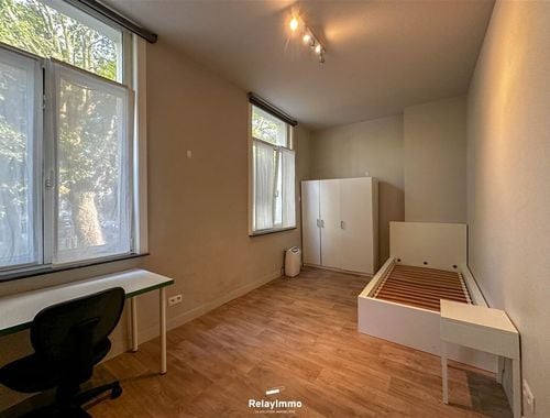                                         Kot-Colocation à louer à Tournai, € 300
