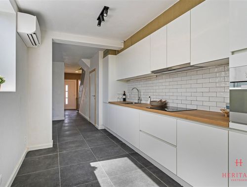                                         Maison à vendre à Heestert, € 299.000
