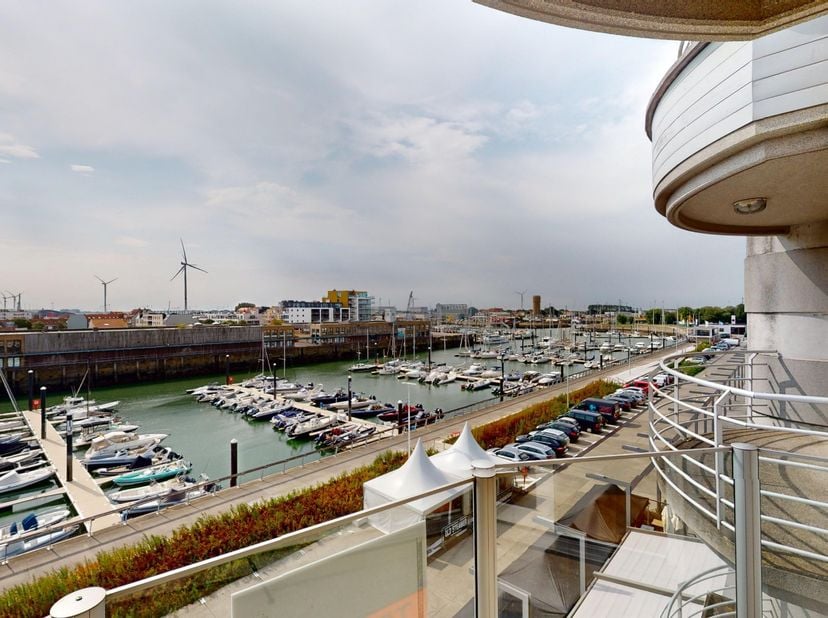 Res. Padua. Zeer leuk appartement met zonnig terras en prachtig uitzicht over de vernieuwde jachthaven te Zeebrugge. &lt;br /&gt;
Het appartement bestaat ui