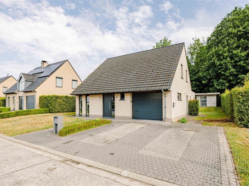 Maison à vendre
                    à 9890 Dikkelvenne