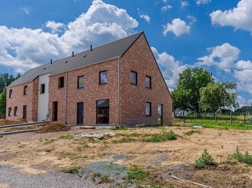 Huis te koop
                    in 9400 Nederhasselt