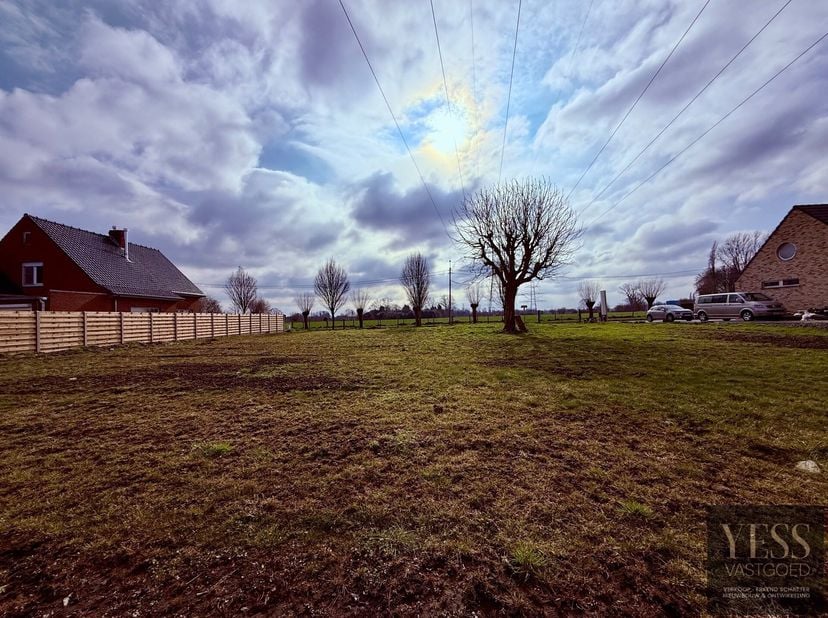Te koop: Bouwgrond voor open bebouwing zonder bouwverplichting in Zedelgem&lt;br /&gt;
Op zoek naar de ideale plek om je droomwoning te bouwen? Deze bouwgro