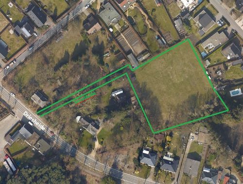                                         Grond te koop in Zoersel, € 675.000
