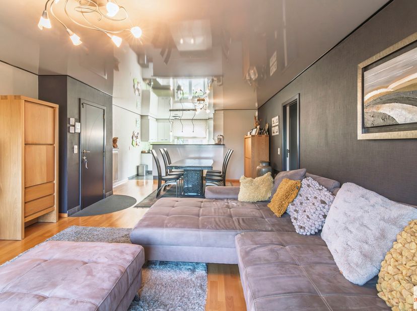 Ruim, stijlvol appartement met 4 slaapkamers&lt;br /&gt;
Welkom in dit prachtige, lichtrijke appartement van 155m² in het rustige en groene Koersel. Gelegen