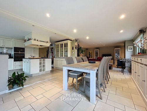                                         Villa te koop in Kontich, € 585.000
