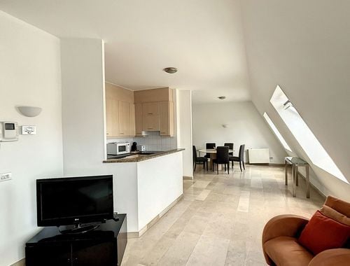                                         Appartement à louer à Bruxelles, € 1.900
