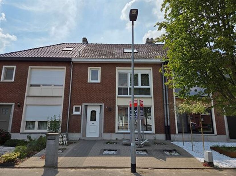 Maison à louer
                    à 2870 Puurs