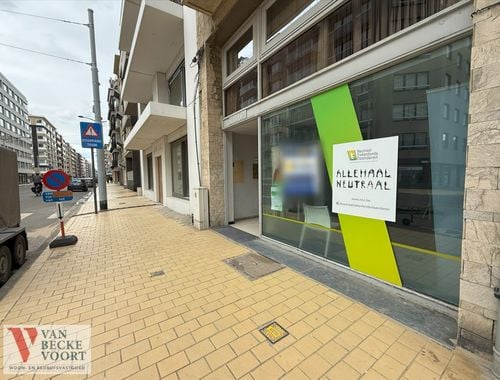                                         Rez-de-chaussée commercial à vendre à Middelkerke, € 150.000
