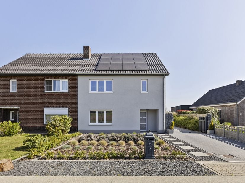 Maison à vendre
                    à 3960 Bree
