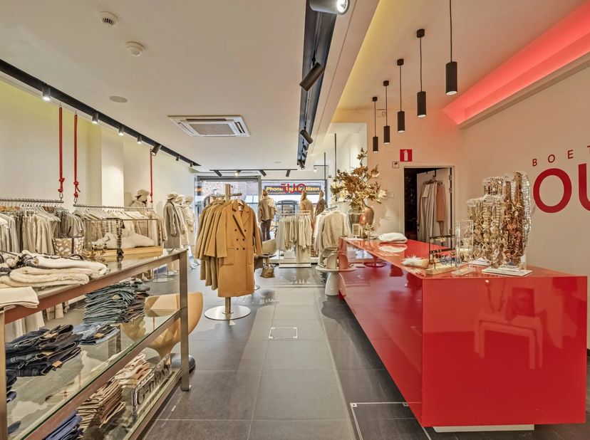 INSTAPKLAAR HANDELSPAND MET WOONST VAN 223M2 IN CENTRUM BILZEN&lt;br /&gt;
Bent u als ondernemer op zoek naar de ideale locatie voor uw nieuwe zaak? Ontdek