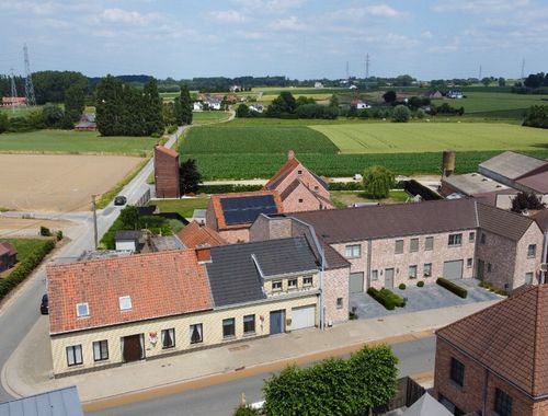                                         Maison deux facades à vendre à Wortegem, € 175.000

