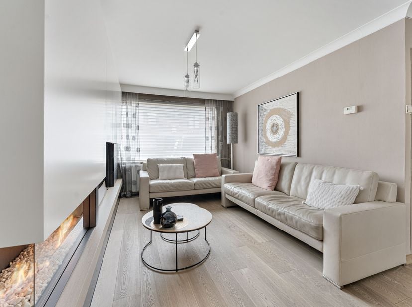 Verzorgde woning met 4 slaapkamers en stadstuin te koop in Lauwe!&lt;br /&gt;
Deze instapklare woning biedt ruimte, charme en mogelijkheden.&lt;br /&gt;
We betred