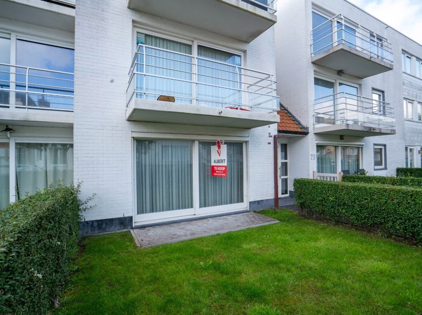 Bent u op zoek naar een ideale investeringsmogelijkheid of een knusse vakantiewoning aan de Belgische kust? Zoek niet verder! Deze charmante studio (t
