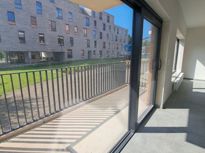 Lichtrijk en stijlvol appartement op topligging.&lt;br /&gt;
&lt;br /&gt;
Ben je op zoek naar een plek waar je echt graag wil wonen — niet gewoon een dak boven je