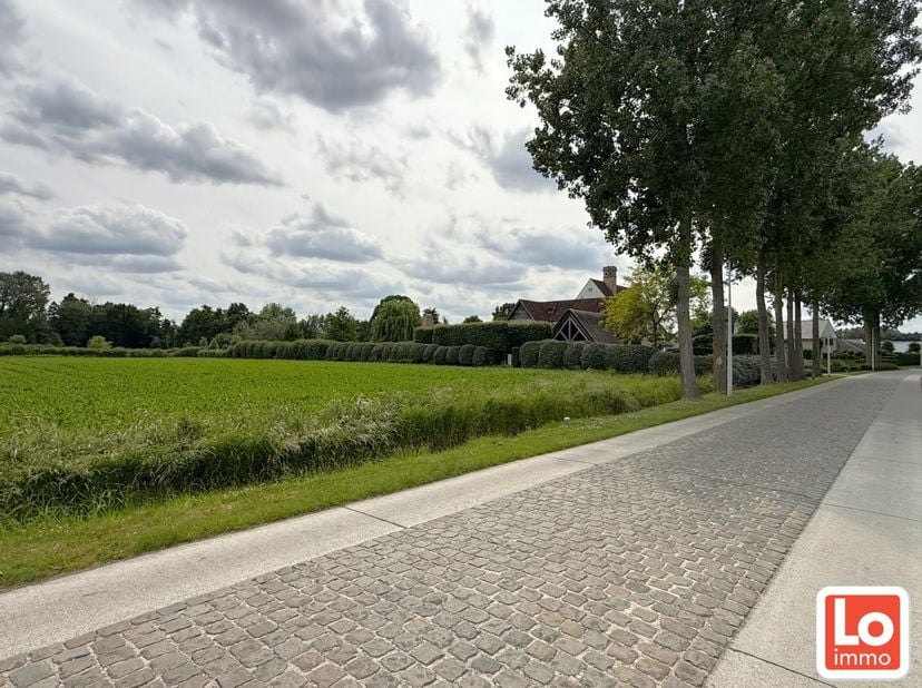 Terrain à vendre
                    à 9160 Lokeren