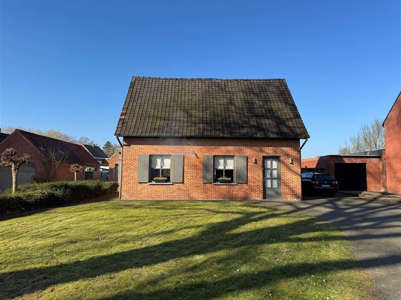 Maison à vendre
                    à 2400 Mol