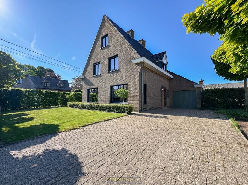 Maison à vendre
                    à 9700 Welden